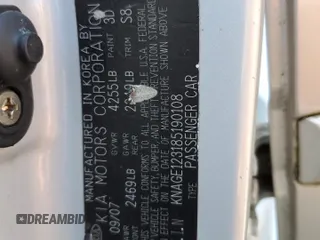 2008 Kia Optima LX z VIN KNAGE123185190108, wystawiony jako Copart lot #59364195 z przebiegiem 131 344 mil mil oraz Szkoda całkowita • Salvage title. Historia ofert i sprzedaży dostępna na DreamBid. Obrazek 12.