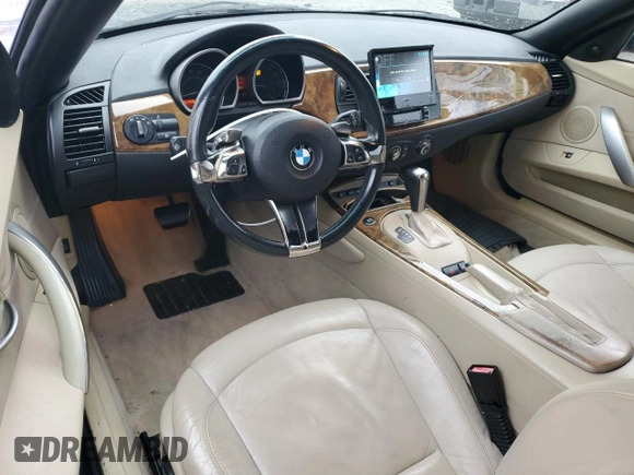 2007 BMW Z4 3.0si with VIN 4USBU53507LX03571, listed as a Copart auction lot 84439724 with 93,308 mi miles and Clean title. Bid and sale history available at DreamBid. Image 8.