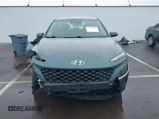 2022 Hyundai Kona SE with VIN KM8K2CAB3NU839432, listed as a IAAI auction lot 41772947 with 32,353 mi miles. Bid and sale history available at carsss.com. Image 13.