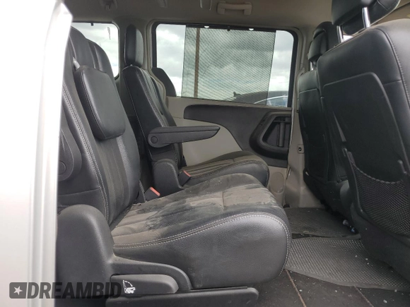 2012 Chrysler Town & Country Touring-L with VIN 2C4RC1CG8CR124251, listed as a Copart auction lot 52277775 with 186,704 mi miles and Clean Title. Bid and sale history available at carsss.com. Image 11.