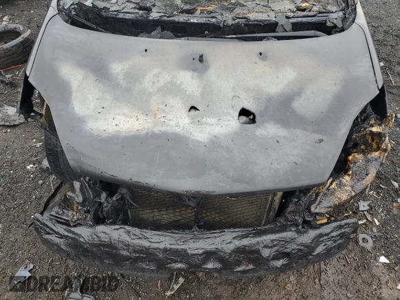 2010 Toyota Sienna CE with VIN 5TDKK4CC2AS319043, listed as a Copart auction lot 46278475 with Not Provided miles and Non Repairable. Bid and sale history available at DreamBid. Image 12.