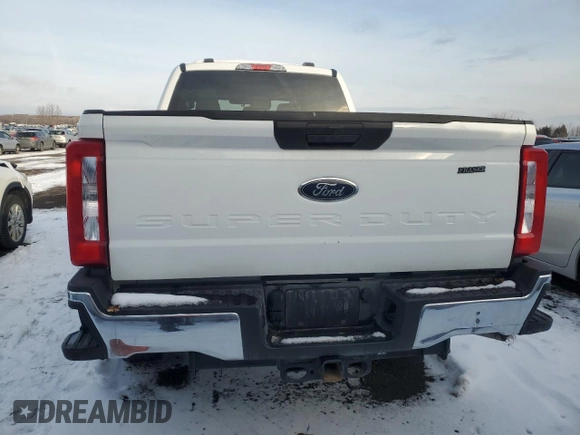 2024 Ford F-250 XL z VIN 1FT7W2BN2RED44351, wystawiony jako Copart lot #88807765 z przebiegiem 22 388 mil mil oraz Szkoda całkowita • Salvage title. Historia ofert i sprzedaży dostępna na DreamBid. Obrazek 6.