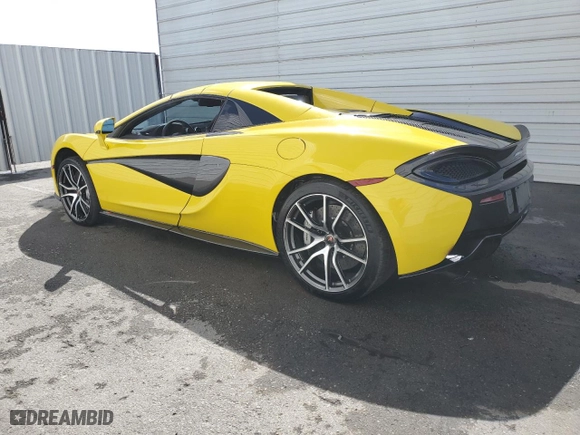 2018 McLaren 570S with VIN SBM13FAA0JW004562, listed as a Copart auction lot 47242645 with 0 mi miles and Clean Title. Bid and sale history available at carsss.com. Image 2.