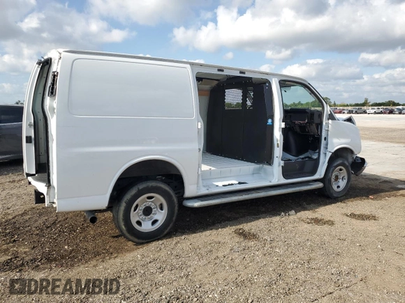 2024 Chevrolet Express Cargo with VIN 1GCWGAFP4R1183474, listed as a Copart auction lot 54072775 with Not provided miles and Clean title. Bid and sale history available at DreamBid. Image 3.