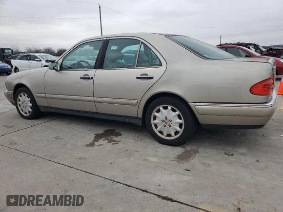 1998 Mercedes-Benz E-Class with VIN WDBJF65F0WA666795, listed as a Copart auction lot 44845875 with 241,968 mi miles and Clean Title. Bid and sale history available at carsss.com. Image 2.