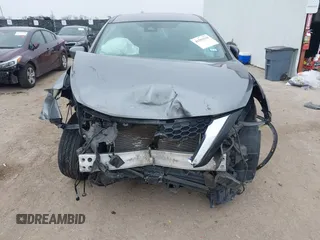 2022 Nissan Murano S z VIN 5N1AZ2AS5NC110033, wystawiony jako IAAI lot #41503318 z przebiegiem 55 733 mil mil oraz . Historia ofert i sprzedaży dostępna na DreamBid. Obrazek 6.