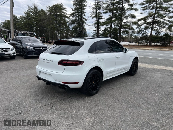 2018 Porsche Macan GTS with VIN WP1AG2A59JLB62195, listed as a Copart auction lot 50828585 with 161,285 mi miles and Clean Title. Bid and sale history available at DreamBid. Image 3.
