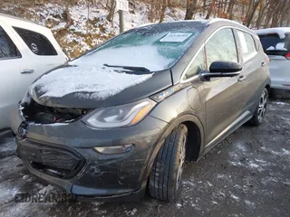 2021 Chevrolet Bolt EV Premier z VIN 1G1FZ6S09M4113694, wystawiony jako IAAI lot #41378289 z przebiegiem 40 979 mil mil oraz . Historia ofert i sprzedaży dostępna na DreamBid. Obrazek 24.