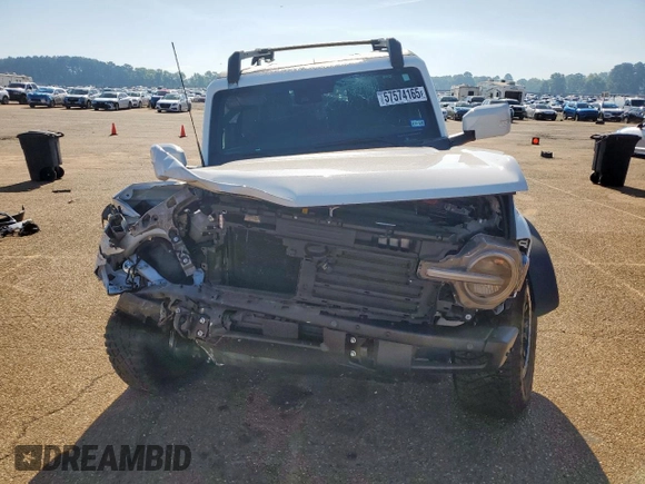 2023 Ford Bronco with VIN 1FMEE5DP4PLA96702, listed as a Copart auction lot 57574165 with 9,258 mi miles and Salvage title. Bid and sale history available at DreamBid. Image 5.