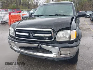 2000 Toyota Tundra Limited with VIN 5TBBT481XYS093180, listed as a IAAI auction lot 41949428 with 317,841 mi miles and . Bid and sale history available at DreamBid. Image 6.