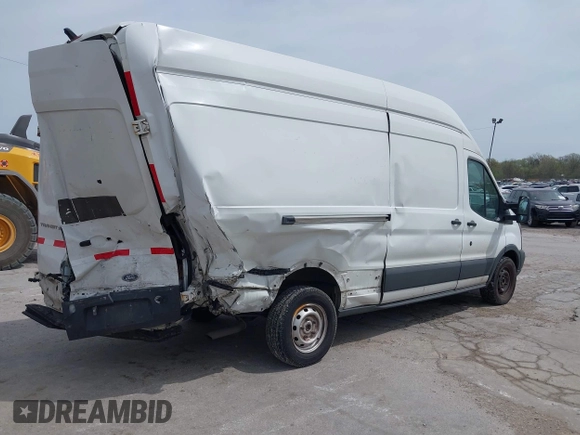 2017 Ford Transit z VIN 1FTBW3XM8HKB27922, wystawiony jako IAAI lot #42129209 z przebiegiem 377 514 mil mil oraz . Historia ofert i sprzedaży dostępna na DreamBid. Obrazek 4.