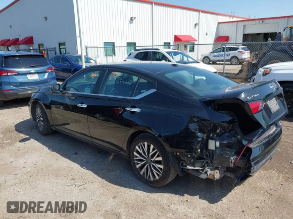 2024 Nissan Altima 2.5 SV with VIN 1N4BL4DVXRN337259, listed as a IAAI auction lot 41822687 with 35,143 mi miles. Bid and sale history available at carsss.com. Image 3.