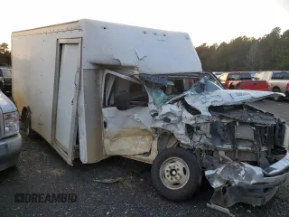 2021 Ford Econoline Cargo with VIN 1FDWE3FK7MDC21644, listed as a Copart auction lot 82983994 with Not Provided miles and Salvage Title. Bid and sale history available at DreamBid. Image 4.