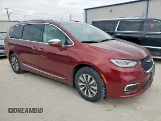2021 Chrysler Pacifica Hybrid Limited with VIN 2C4RC1S72MR535860, listed as a Copart auction lot 53759925 with 27,486 mi miles and Clean title. Bid and sale history available at DreamBid. Image 4.