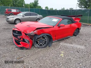 2022 Ford Mustang EcoBoost z VIN 1FATP8UH5N5115670, wystawiony jako IAAI lot #42216350 z przebiegiem 73 705 mil mil oraz . Historia ofert i sprzedaży dostępna na DreamBid. Obrazek 2.