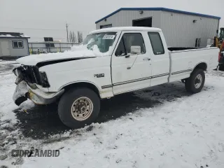 1996 Ford F-250 with VIN 1FTHX26F7TEA92558, listed as a Copart auction lot 83461074 with 213,446 mi miles and Salvage Title. Bid and sale history available at carsss.com. Image 1.
