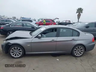 2011 BMW 3 Series 328i with VIN WBAPH5G54BNM76826, listed as a IAAI auction lot 42282906 with Not provided miles and . Bid and sale history available at DreamBid. Image 14.