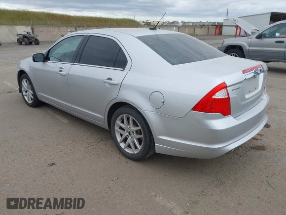 2011 Ford Fusion SEL with VIN 3FAHP0JG3BR330704, listed as a IAAI auction lot 42116994 with 215,020 mi miles. Bid and sale history available at carsss.com. Image 3.