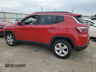 2019 Jeep Compass Latitude z VIN 3C4NJDBB2KT597540, wystawiony jako Copart lot #57686275 z przebiegiem 84 501 mil mil oraz Szkoda całkowita • Salvage title. Historia ofert i sprzedaży dostępna na DreamBid. Obrazek 2.