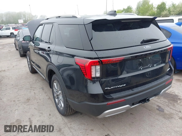 2025 Ford Explorer with VIN 1FMUK8HHXSGA09590, listed as a IAAI auction lot 42193003 with 1,494 mi miles and . Bid and sale history available at DreamBid. Image 3.