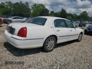 2008 Lincoln Town Car Limited z VIN 2LNHM82V38X660959, wystawiony jako Copart lot #57168355 z przebiegiem 194 630 mil mil oraz Szkoda całkowita • Salvage title. Historia ofert i sprzedaży dostępna na DreamBid. Obrazek 3.