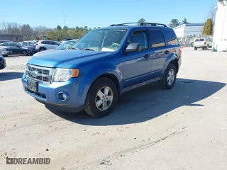 2010 Ford Escape XLT with VIN 1FMCU0D79AKB07543, listed as a IAAI auction lot 41846743 with 165,883 mi miles. Bid and sale history available at carsss.com. Image 2.