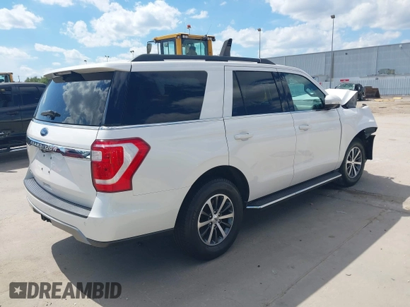 2019 Ford Expedition XLT z VIN 1FMJU1HT3KEA07331, wystawiony jako IAAI lot #42201946 z przebiegiem 100 990 mil mil oraz . Historia ofert i sprzedaży dostępna na DreamBid. Obrazek 4.