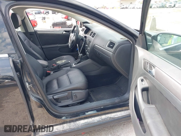 2014 Volkswagen Jetta TDI w/Premium/Nav с VIN 3VWLL7AJ2EM415312, выставлен на аукционе IAAI как лот 42123936 с пробегом 47 874 миль миль и . История ставок и продаж доступна на DreamBid. Изображение 5.