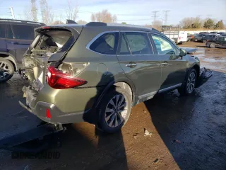 2018 Subaru Outback Touring with VIN 4S4BSATC8J3347036, listed as a Copart auction lot 42232655 with 101,384 mi miles and Salvage title. Bid and sale history available at DreamBid. Image 3.