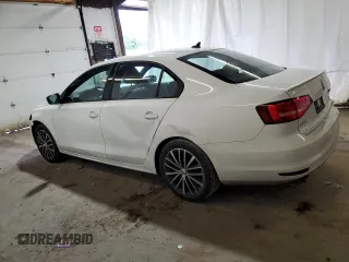 2015 Volkswagen Jetta SE with VIN 3VWD17AJ3FM224154, listed as a Copart auction lot 62846585 with 118,128 mi miles and Salvage title. Bid and sale history available at DreamBid. Image 2.