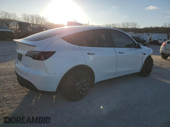 2022 Tesla Model Y Performance with VIN 7SAYGDEF8NF494770, listed as a Copart auction lot 42031405 with 28,724 mi miles and Salvage Title. Bid and sale history available at DreamBid. Image 3.