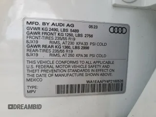 2023 Audi Q5 S line Premium Plus z VIN WA1EAAFY4P2160526, wystawiony jako Copart lot #46300265 z przebiegiem 8354 mil mil oraz Szkody całkowita. Historia ofert i sprzedaży dostępna na DreamBid. Obrazek 16.