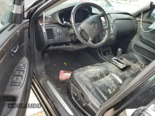 2010 Cadillac DTS 1SA z VIN 1G6KA5EY1AU116600, wystawiony jako Copart lot #71453974 z przebiegiem 111 626 mil mil oraz Szkoda całkowita • Salvage title. Historia ofert i sprzedaży dostępna na DreamBid. Obrazek 8.