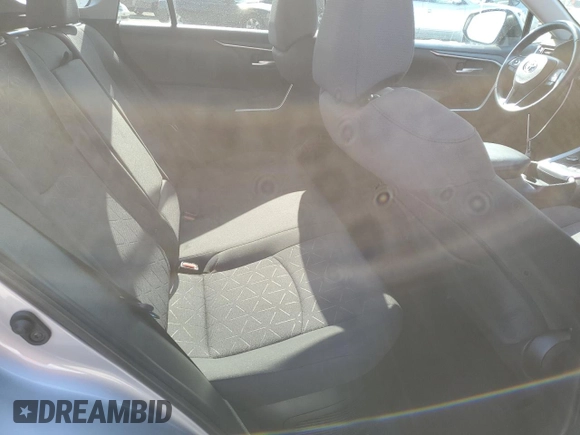 2019 Toyota RAV4 Hybrid XLE with VIN 2T3RWRFV1KW041684, listed as a Copart auction lot 48708995 with 80,181 mi miles and Salvage Title. Bid and sale history available at carsss.com. Image 11.