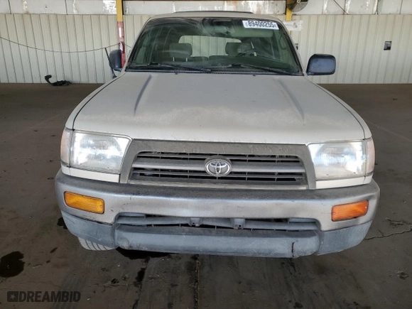 1997 Toyota 4Runner with VIN JT3GM84R5V0017138, listed as a Copart auction lot 89400255 with 268,162 mi miles and Salvage Title. Bid and sale history available at carsss.com. Image 5.