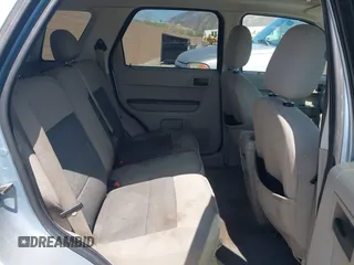 2008 Ford Escape Hybrid with VIN 1FMCU49H58KD57963, listed as a IAAI auction lot 42588648 with 177,409 mi miles and . Bid and sale history available at DreamBid. Image 8.