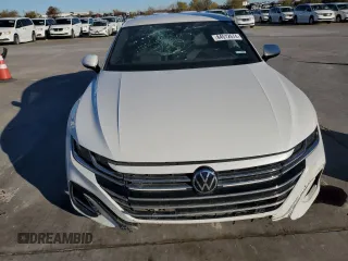 2023 Volkswagen Arteon SEL R-Line с VIN WVWSR7AN8PE011942, выставлен на аукционе Copart как лот 84512674 с пробегом 37 080 миль миль и Чистый • Clean title. История ставок и продаж доступна на DreamBid. Изображение 5.