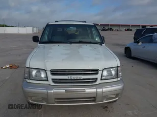 2002 Isuzu Trooper S with VIN JACDS58X427J11007, listed as a IAAI auction lot 42258021 with 190,192 mi miles and . Bid and sale history available at DreamBid. Image 6.