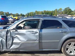 2007 Dodge Magnum R/T with VIN 2D4GV572X7H655828, listed as a IAAI auction lot 40561783 with 166,143 mi miles and . Bid and sale history available at carsss.com. Image 15.