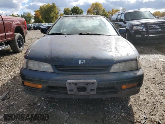 1995 Honda Accord EX with VIN 1HGCD7153SA039071, listed as a Copart auction lot 75856494 with 97,525 mi miles and Clean Title. Bid and sale history available at DreamBid. Image 5.