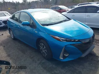 2021 Toyota Prius LE with VIN JTDKAMFP7M3178395, listed as a IAAI auction lot 41878523 with 28,418 mi miles and . Bid and sale history available at DreamBid. Image 1.