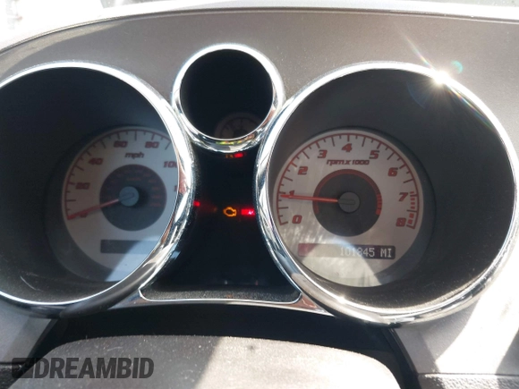 2006 Pontiac Solstice z VIN 1G2MB33B36Y000714, wystawiony jako IAAI lot #42125345 z przebiegiem 101 845 mil mil oraz . Historia ofert i sprzedaży dostępna na DreamBid. Obrazek 7.
