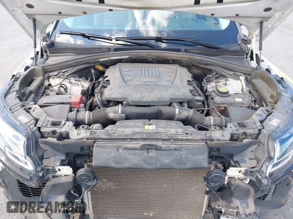 2018 Land Rover Range Rover Velar S с VIN SALYB2RV2JA746977, выставлен на аукционе IAAI как лот 42423513 с пробегом 148 062 миль миль и . История ставок и продаж доступна на DreamBid. Изображение 10.