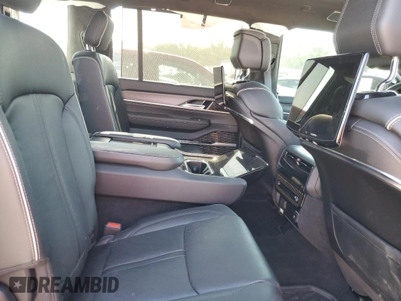 2024 Jeep Grand Wagoneer Series II Obsidian with VIN 1C4SJVFP5RS192539, listed as a Copart auction lot 62644495 with 7,780 mi miles and Salvage title. Bid and sale history available at DreamBid. Image 11.