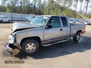 1998 Chevrolet Silverado 1500 with VIN 2GCEC19R5W1182912, listed as a Copart auction lot 43122955 with 265,945 mi miles and Salvage Title. Bid and sale history available at DreamBid. Image 1.