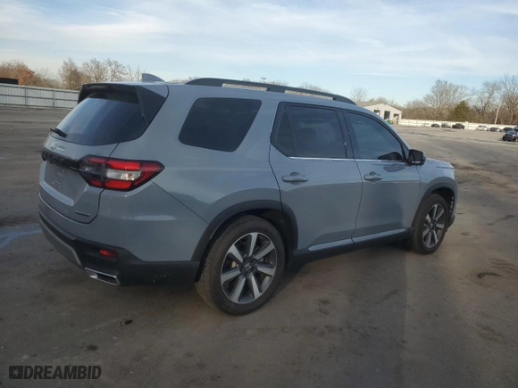 2024 Honda Pilot Touring with VIN 5FNYG1H70RB037781, listed as a Copart auction lot 86406654 with 11,080 mi miles and Salvage Title. Bid and sale history available at carsss.com. Image 3.