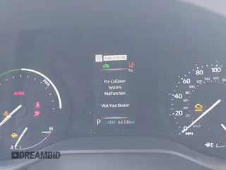 2021 Toyota Sienna LE z VIN 5TDKSKFCXMS031520, wystawiony jako IAAI lot #42080878 z przebiegiem 66 336 mil mil oraz . Historia ofert i sprzedaży dostępna na DreamBid. Obrazek 7.