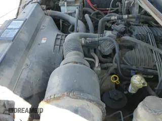 2007 Ford F-150 XL с VIN 1FTRF12247NA42324, выставлен на аукционе IAAI как лот 43085240 с пробегом 168 234 миль миль и . История ставок и продаж доступна на DreamBid. Изображение 17.