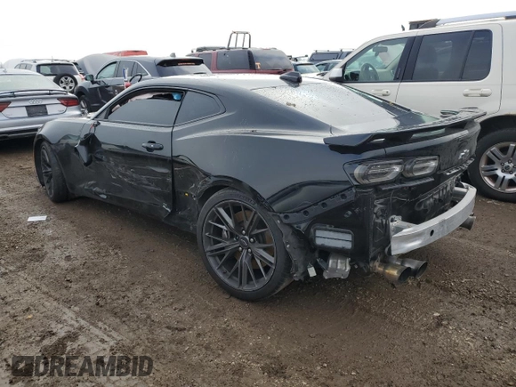 2021 Chevrolet Camaro ZL1 with VIN 1G1FK1R61M0100933, listed as a Copart auction lot 86644354 with 19,933 mi miles and Salvage Title. Bid and sale history available at carsss.com. Image 2.