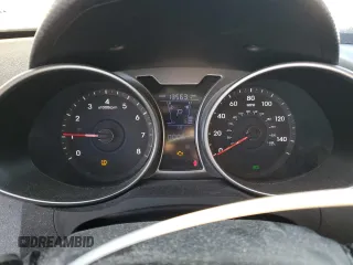 2014 Hyundai Veloster with VIN KMHTC6AD7EU213774, listed as a Copart auction lot 88239215 with 135,631 mi miles and Salvage Title. Bid and sale history available at carsss.com. Image 9.
